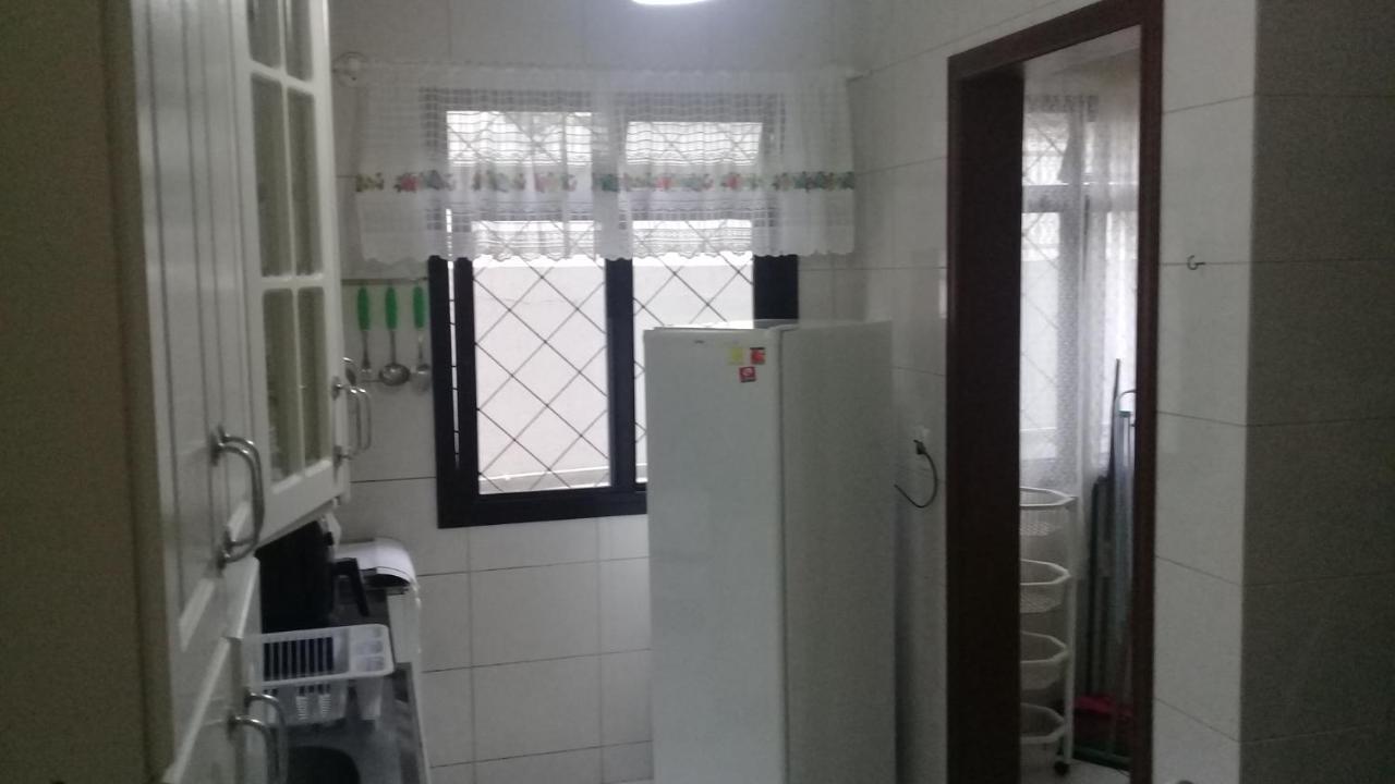 Apartamento De 2 Domitorios E 1 Garagem No Centro De Bombinhas 50 Metros Da Praia Na Avenida Principal Proximo Ao Shopping Punta Blu Exteriér fotografie