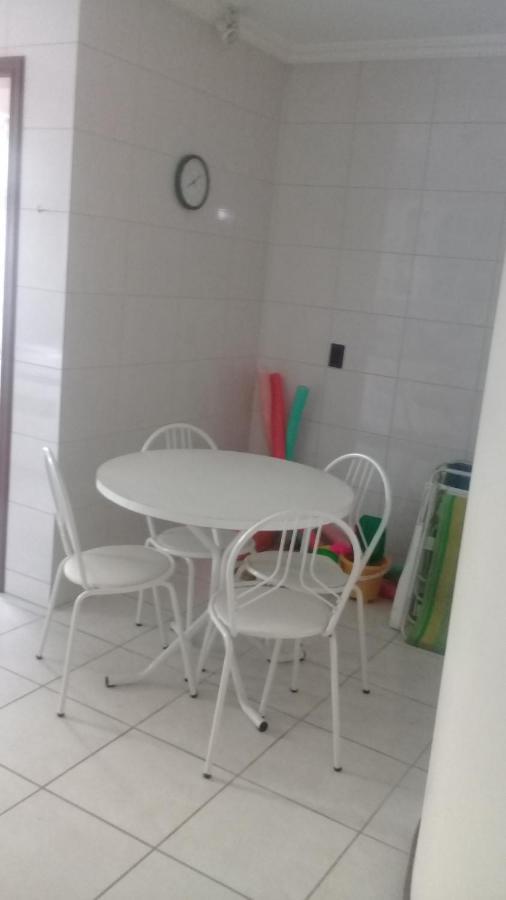 Apartamento De 2 Domitorios E 1 Garagem No Centro De Bombinhas 50 Metros Da Praia Na Avenida Principal Proximo Ao Shopping Punta Blu Exteriér fotografie