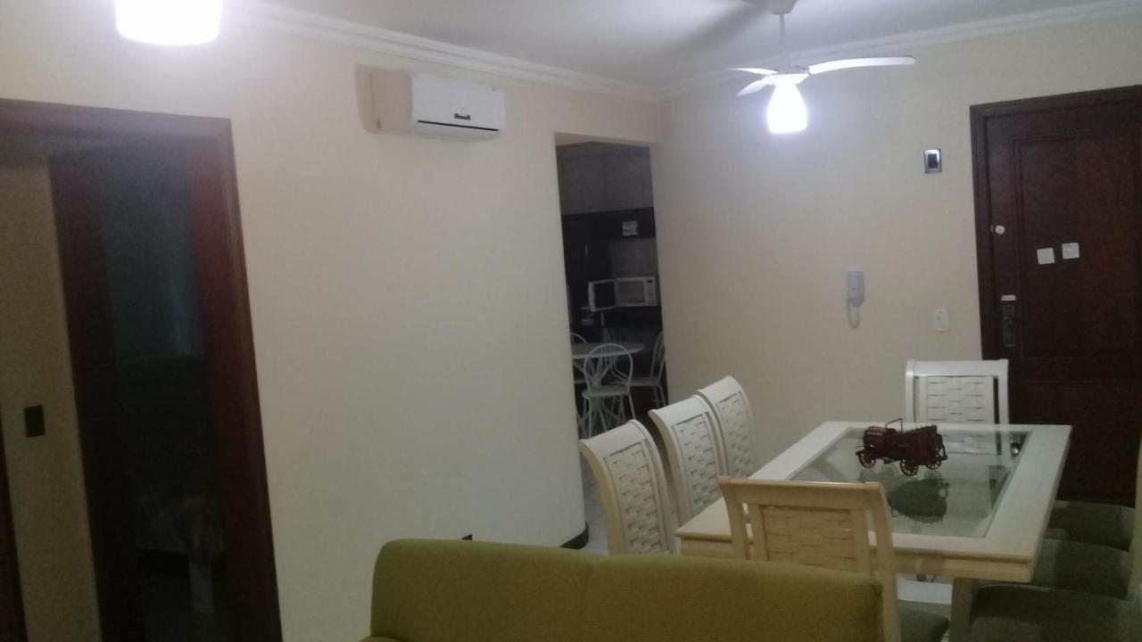 Apartamento De 2 Domitorios E 1 Garagem No Centro De Bombinhas 50 Metros Da Praia Na Avenida Principal Proximo Ao Shopping Punta Blu Exteriér fotografie